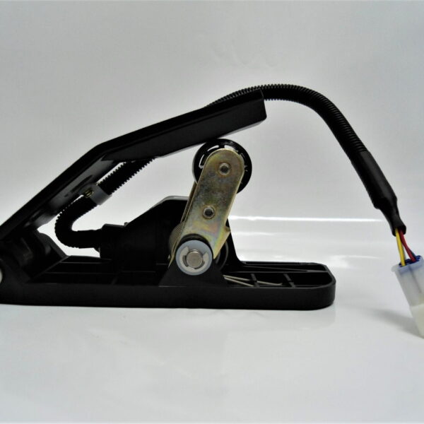 PEDAL ACELERADOR