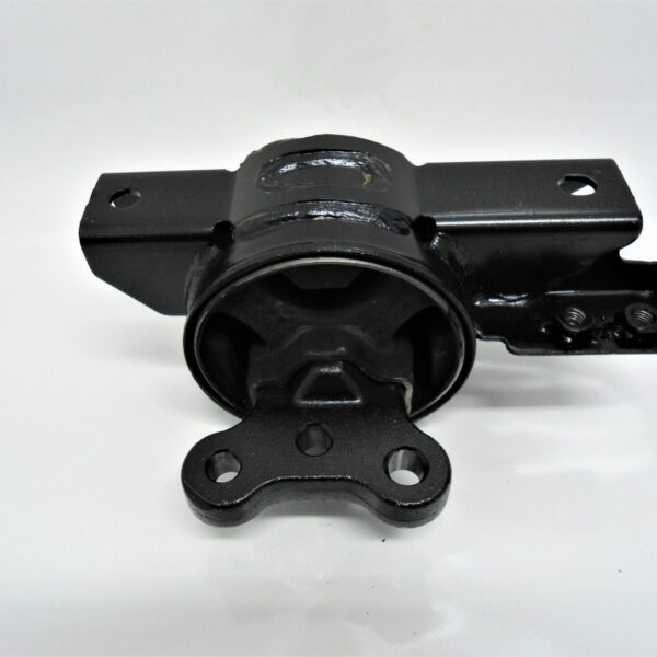 SOPORTE MOTOR IZQ.
