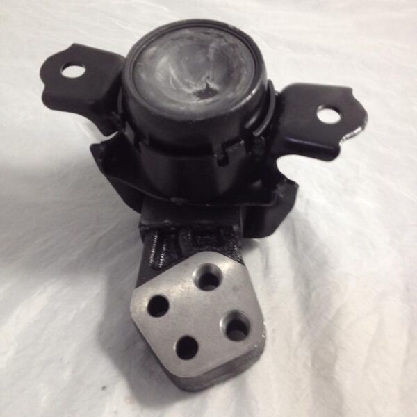 SOPORTE MOTOR DERECHO