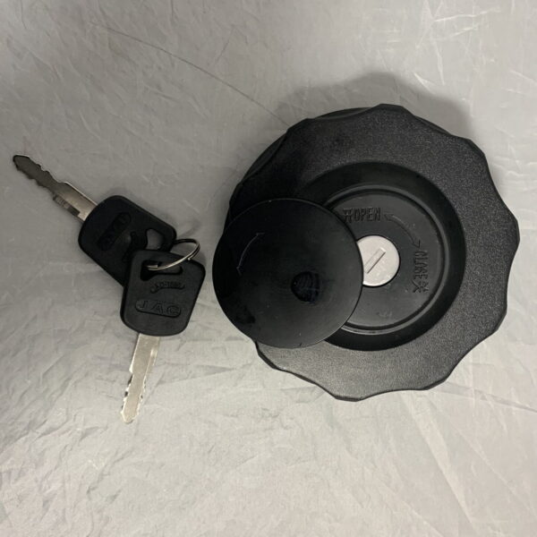 TAPA TANQUE CON LLAVE