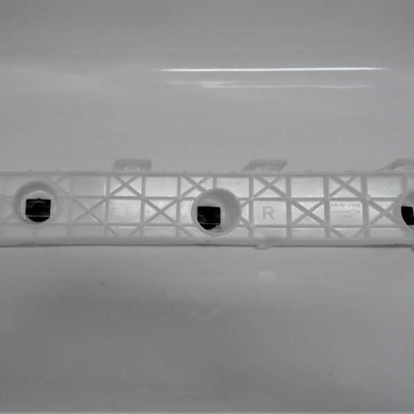 SOPORTE DER. BOMPER TRASERO